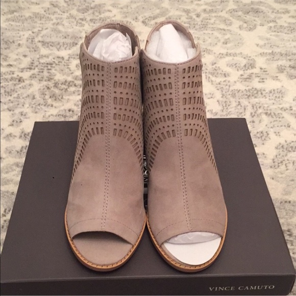 Vince Camuto suede booties - Picture 4 of 8